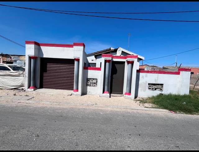 2 BEDROOM HOUSE FOR SALE IN UMRHABULO TRIANGLE